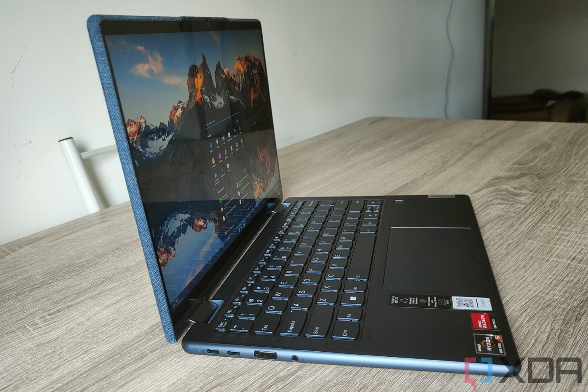 Lenovo-Yoga-6-Gen-7-14.jpg