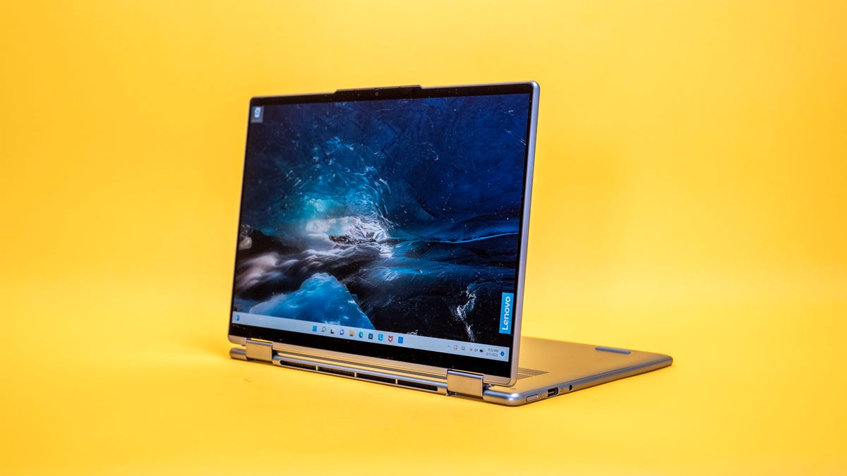 lenovo-yoga-7i-14-inch-01-promo.jpg